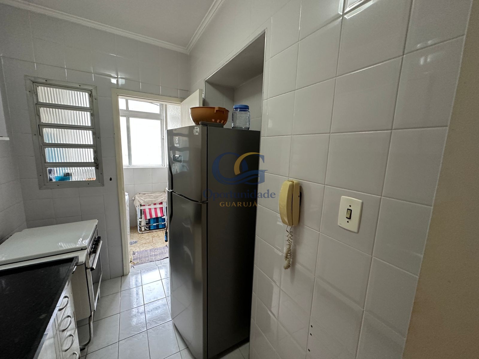 Apartamento na Praia das Pitangueiras, Guarujá - SP