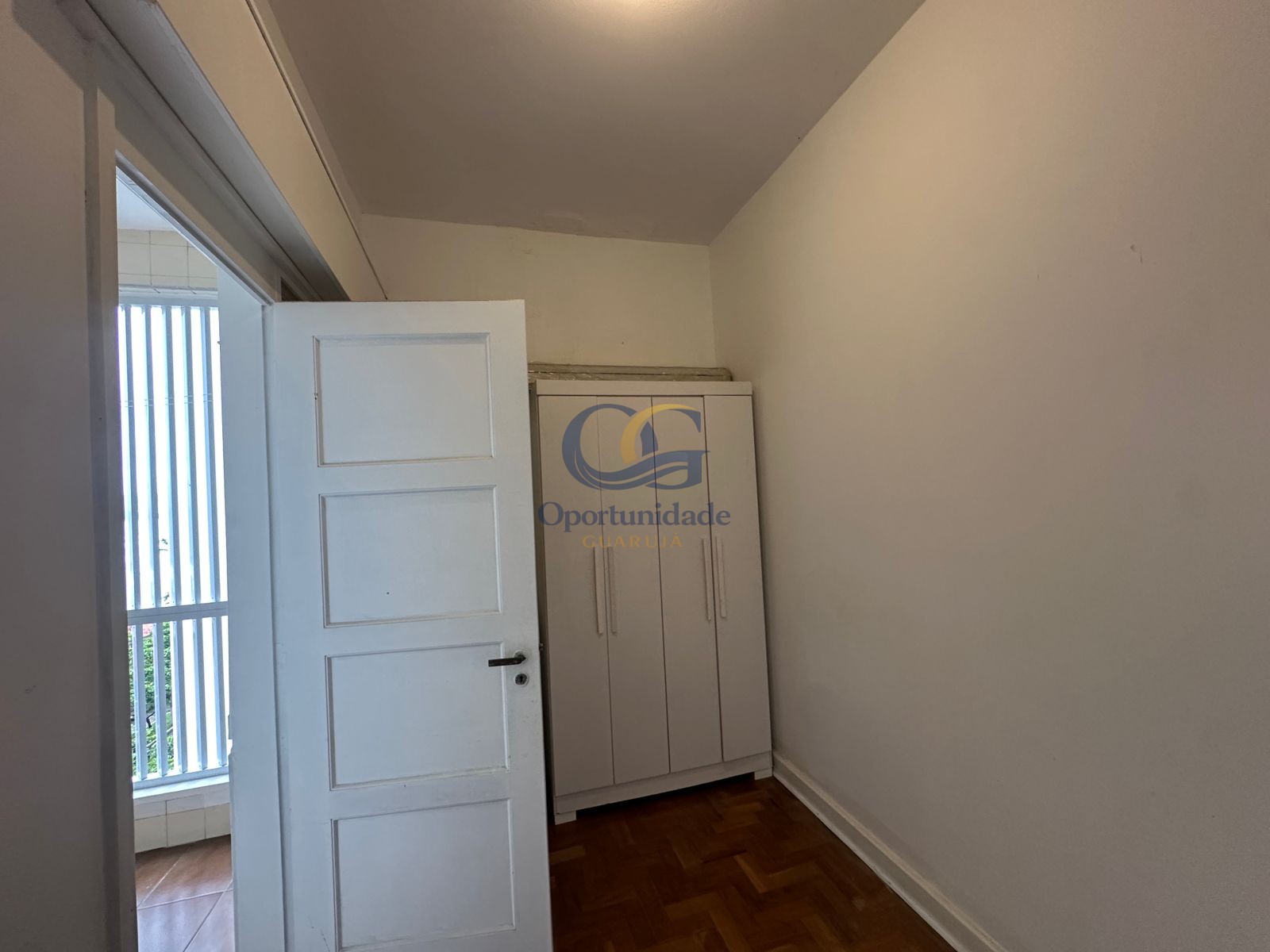 Apartamento Frente ao Mar nas Pitangueiras, Guarujá - SP