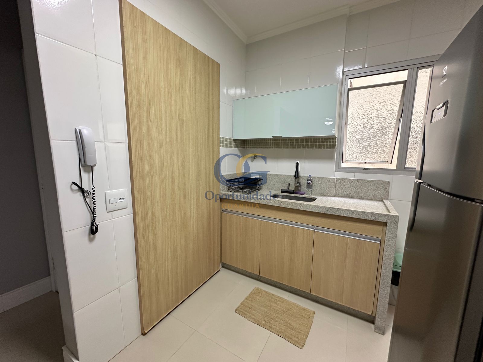 Apartamento na Praia da Enseada, Guarujá - SP