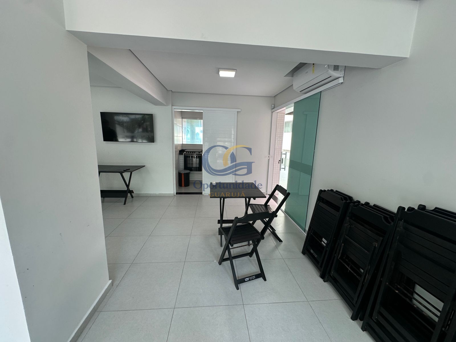 Cobertura na Praia das Astúrias, Guarujá - SP