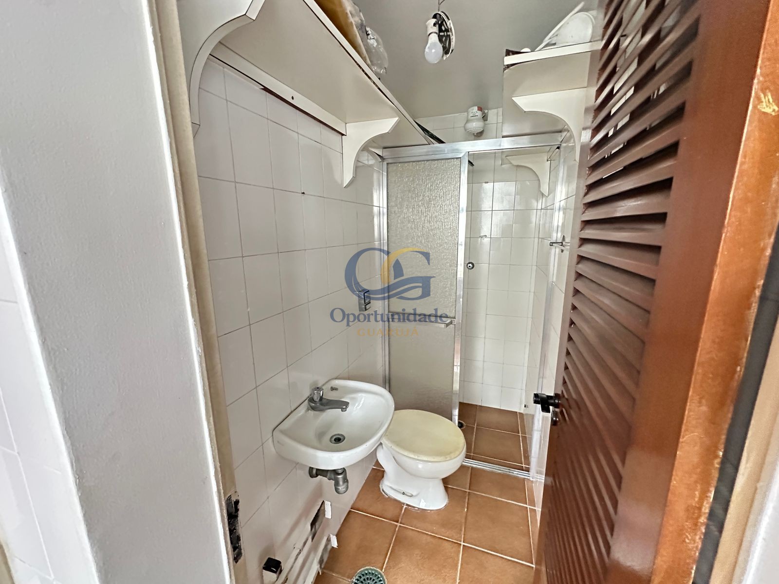 Apartamento na Praia das Pitangueiras, Guarujá - SP