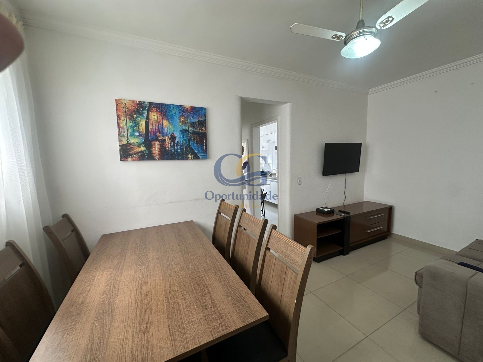 Apartamento na Praia das Pitangueiras, Guarujá - SP