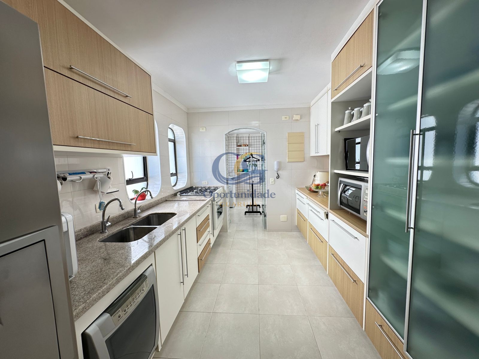 Apartamento Frente ao Mar, Praia Astúrias, Guarujá - SP