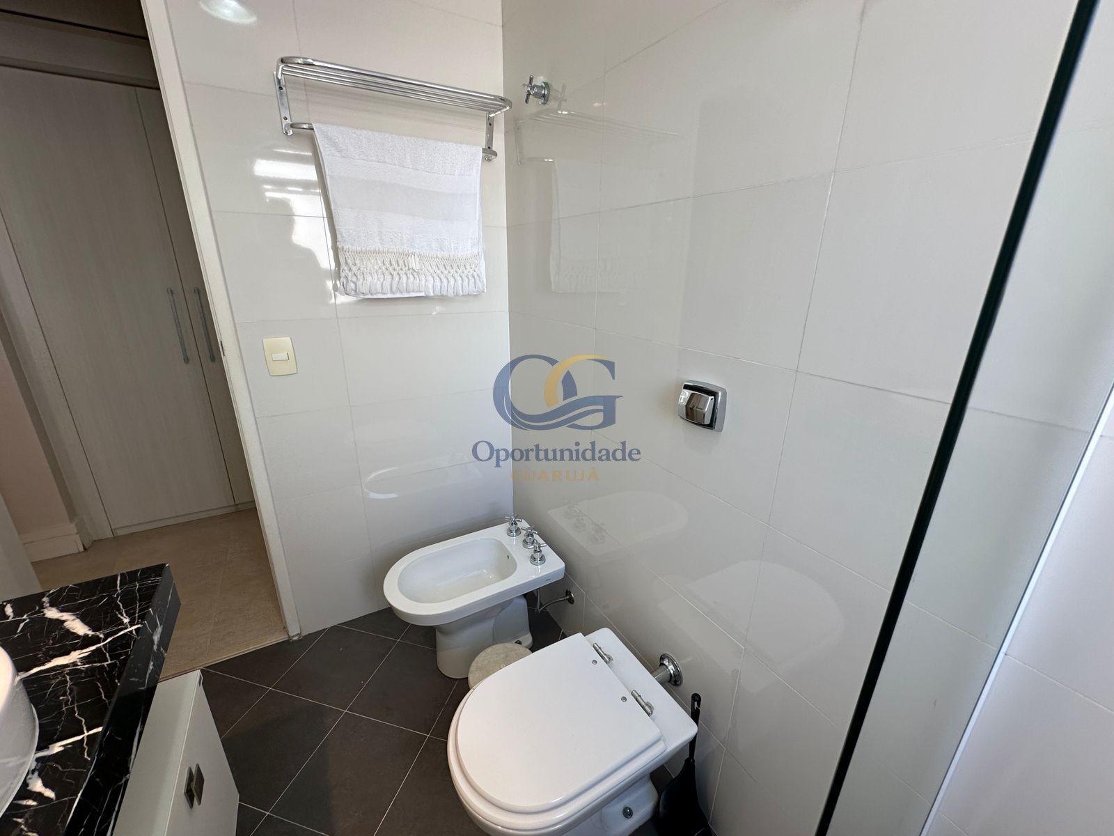 Apartamento Frente ao Mar, Praia Astúrias, Guarujá - SP