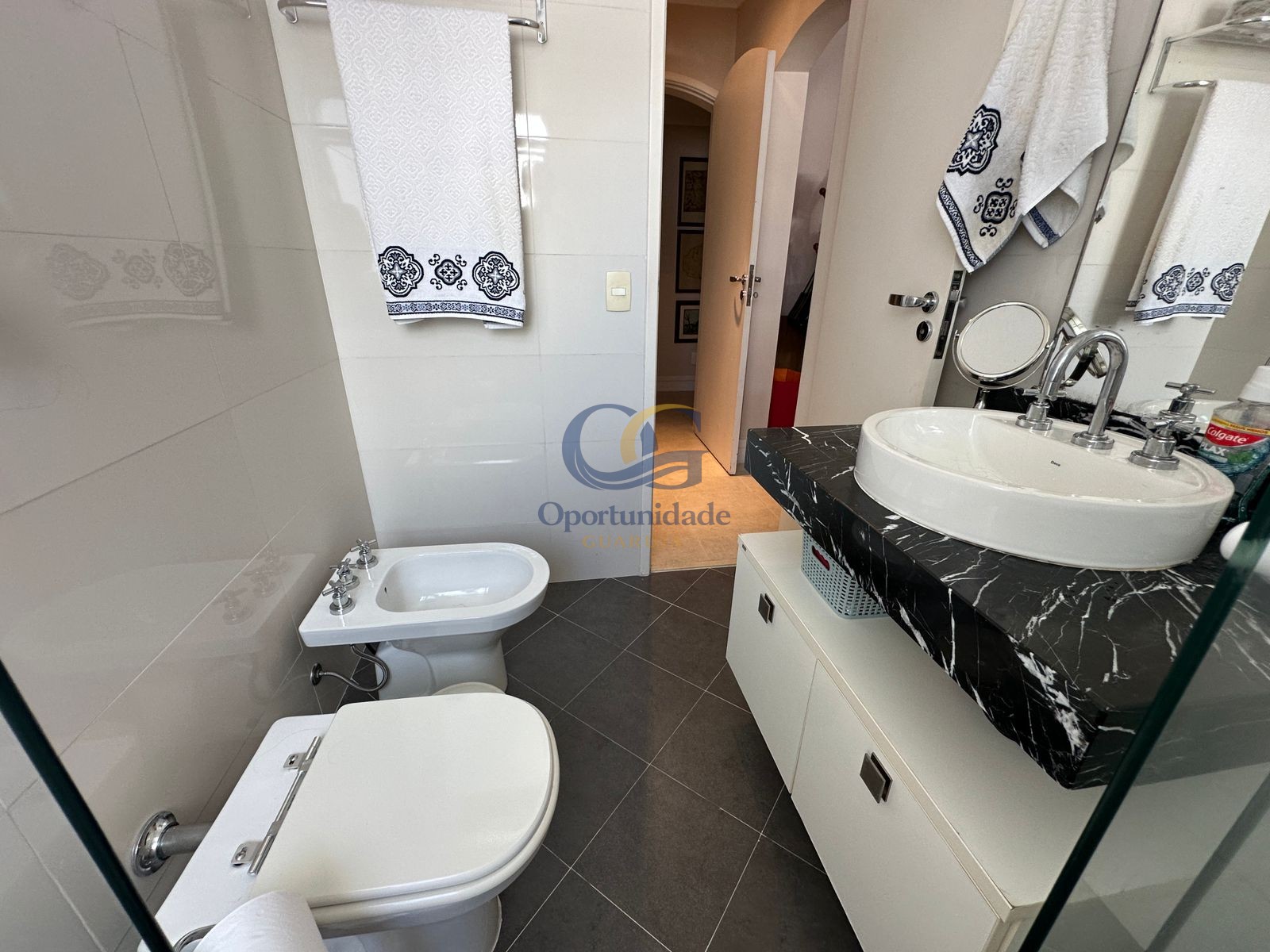Apartamento Frente ao Mar, Praia Astúrias, Guarujá - SP