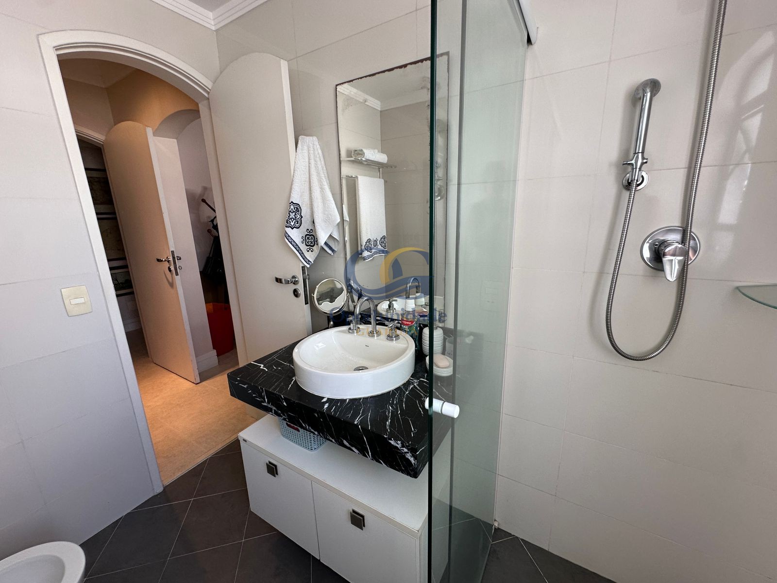 Apartamento Frente ao Mar, Praia Astúrias, Guarujá - SP