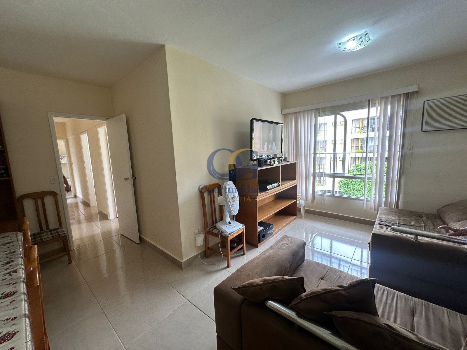 Apartamento na Praia da Enseada, Guarujá - SP