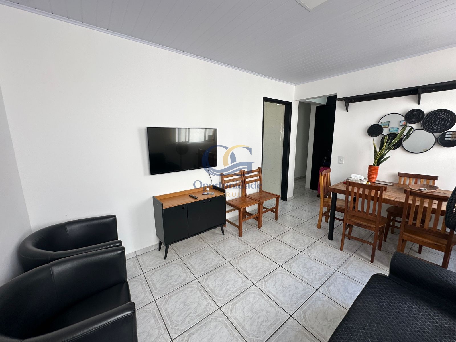 Apartamento na Praia da Enseada, Guarujá - SP