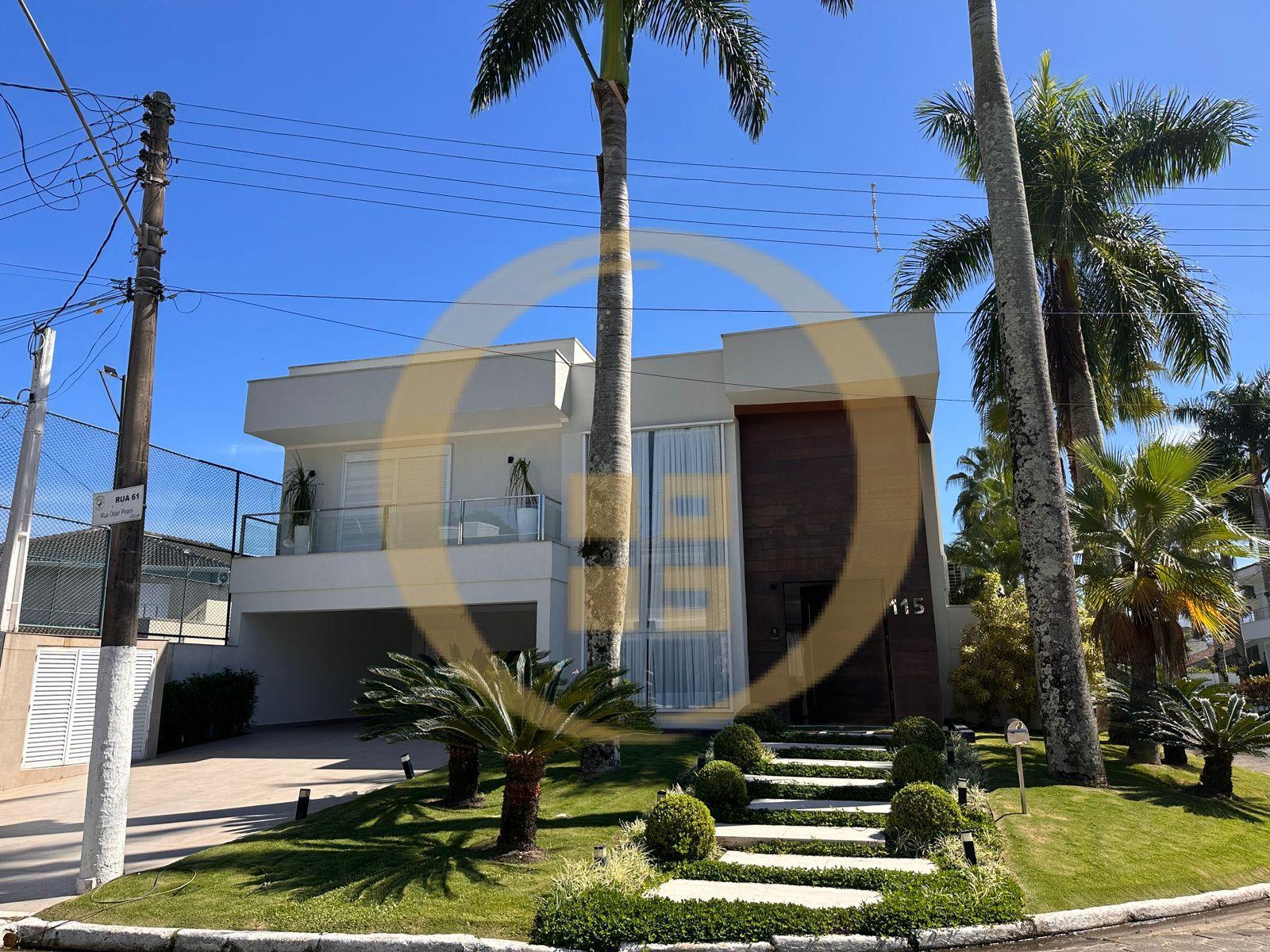 Casa-5-dormitorios-Jardim Acapulco