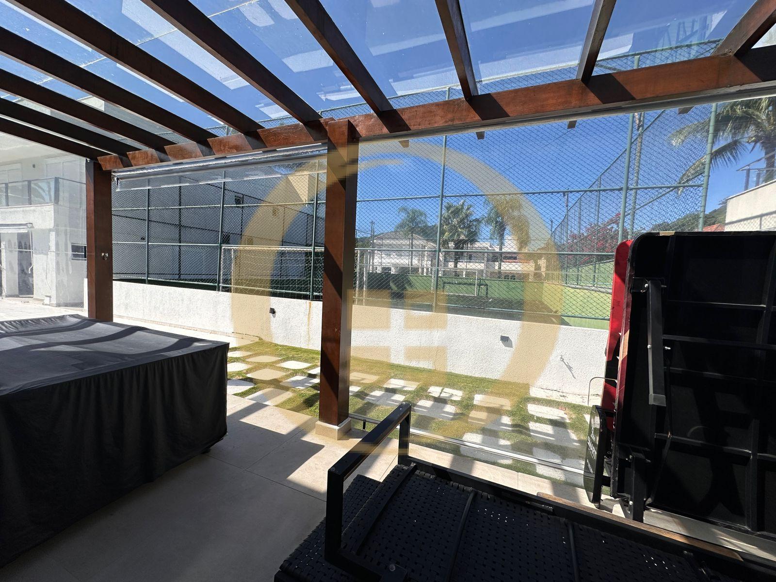 Casa-5-dormitorios-Jardim Acapulco