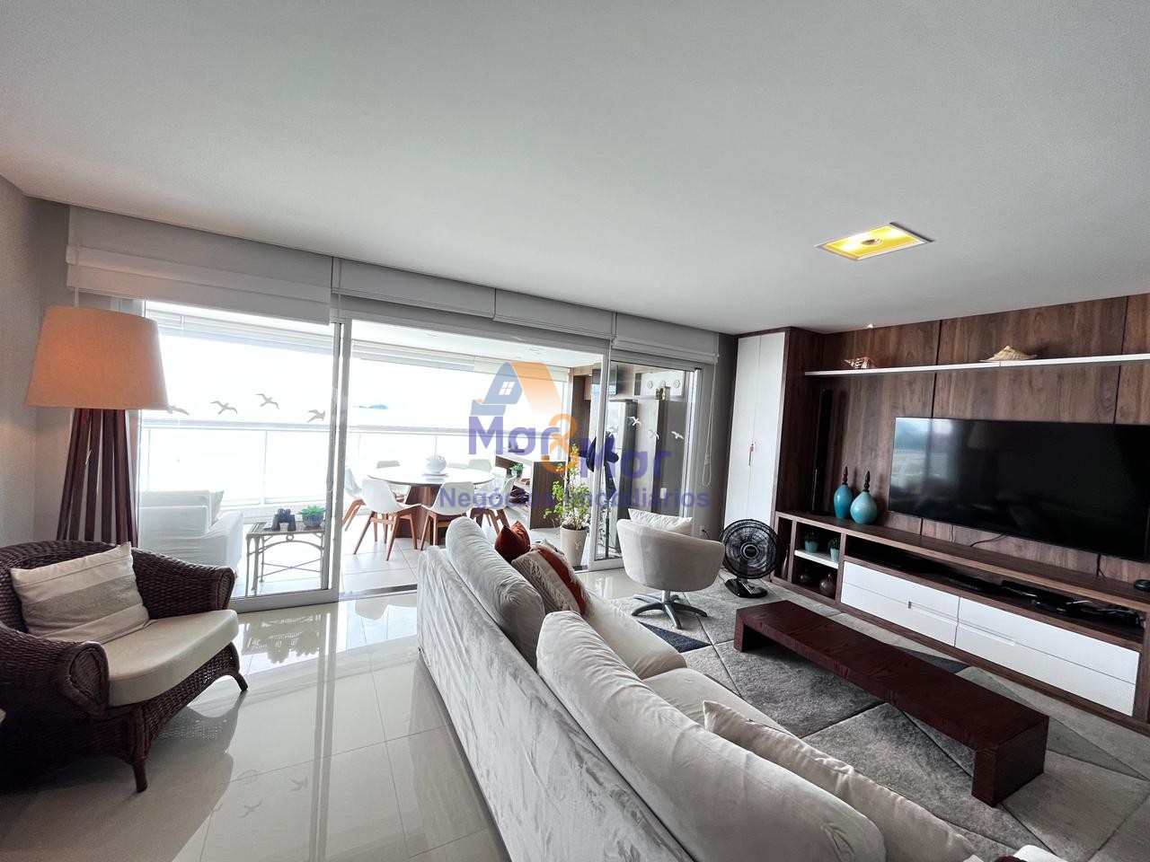 Apartamento Frente ao Mar, Praia da Enseada - GUARUJÁ - SP