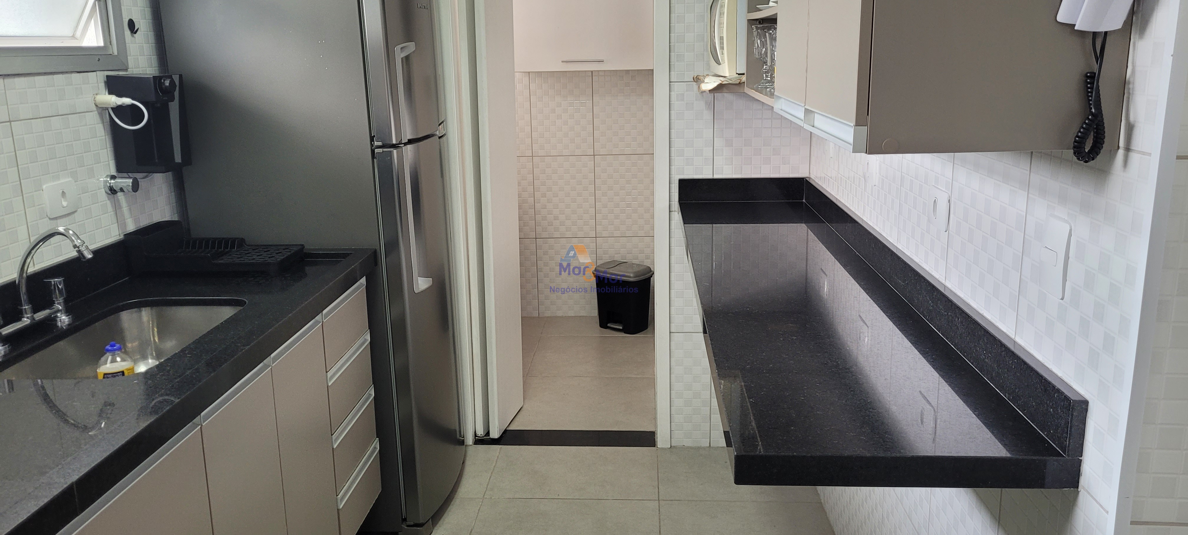Apartamento à Venda na Praia da Enseada!