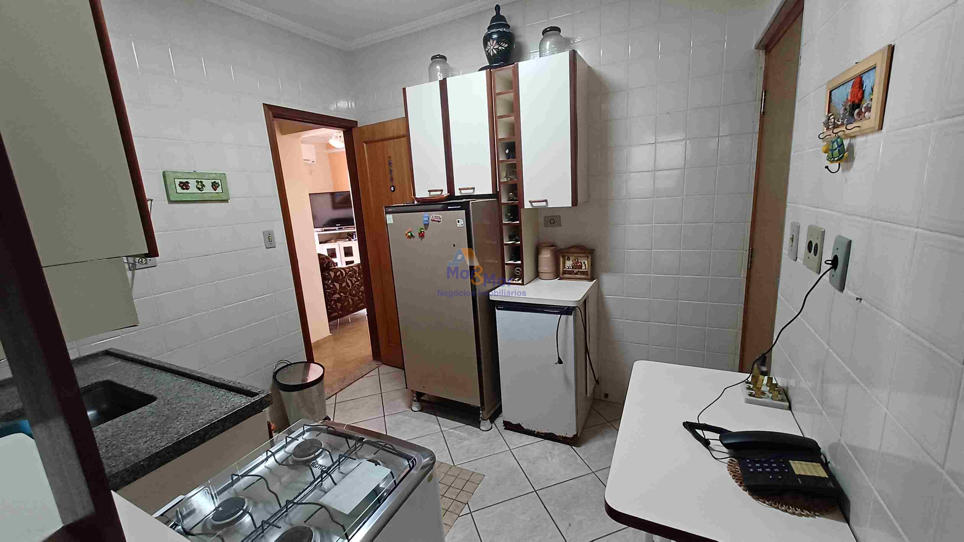 Apartamento na Praia da Enseada, Guarujá - SP