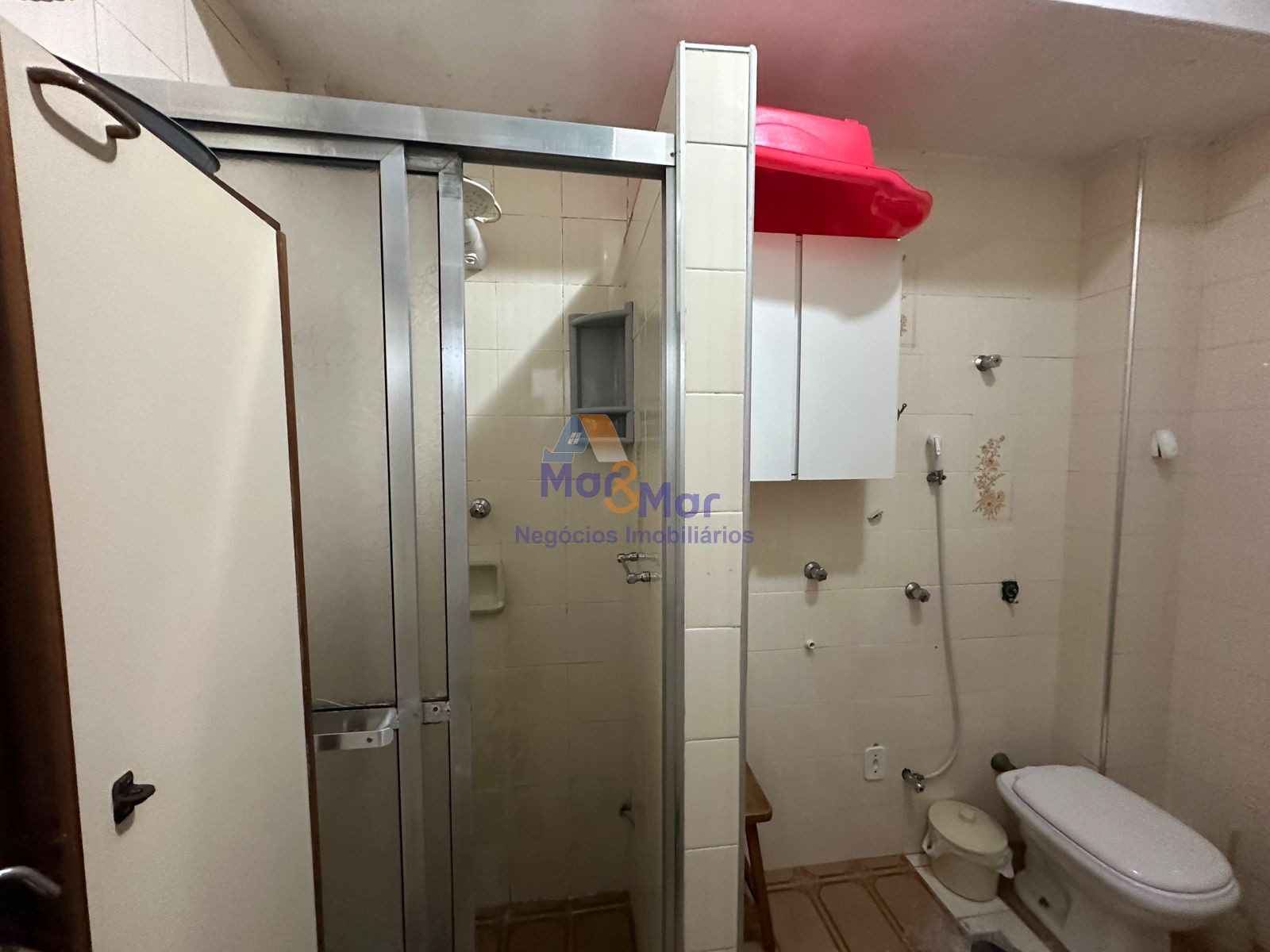 Apartamento na Praia das Astúrias, Guarujá - SP