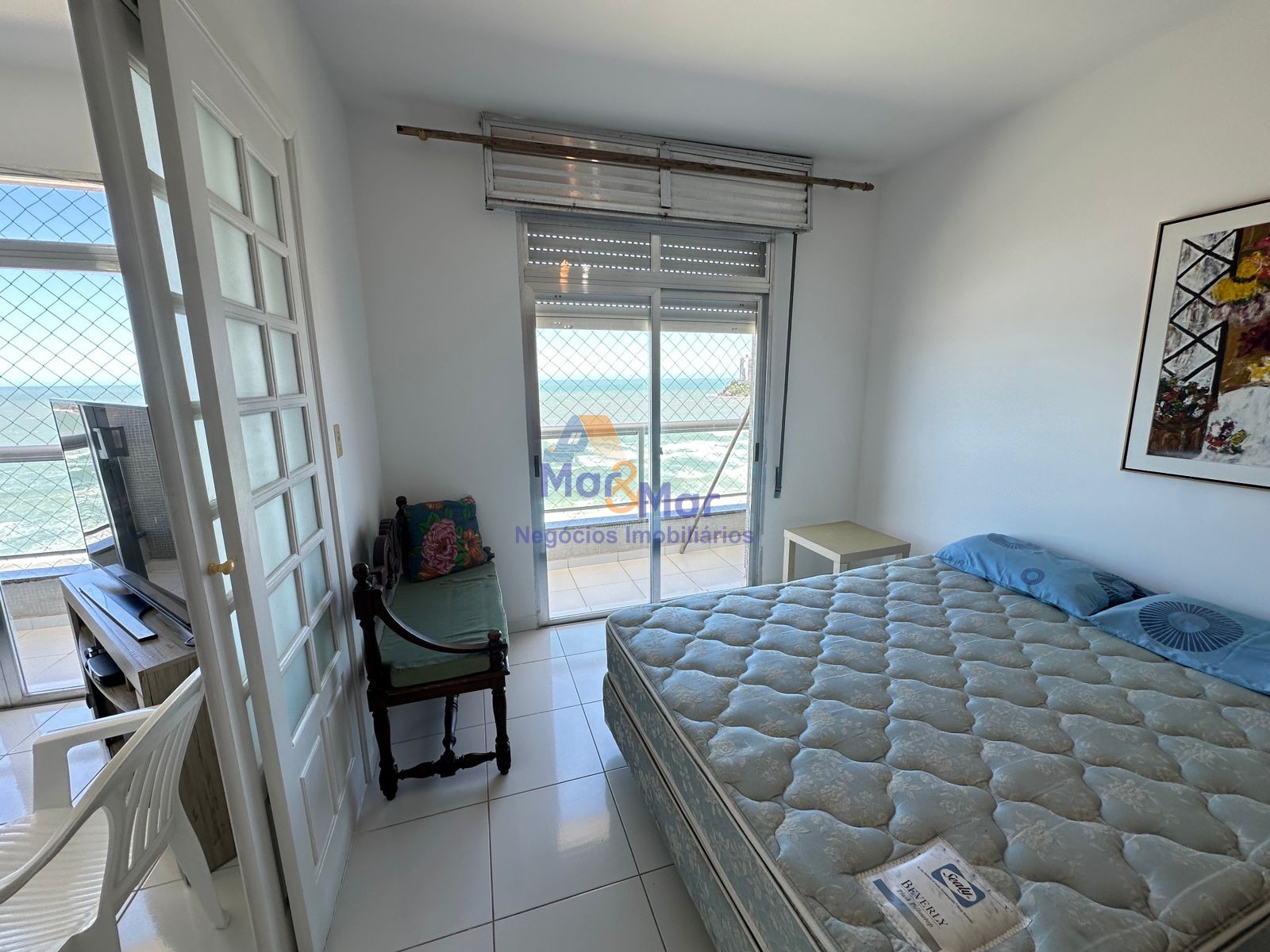 Apartamento Frente ao Mar, Praia Pitangueiras, Guarujá - SP