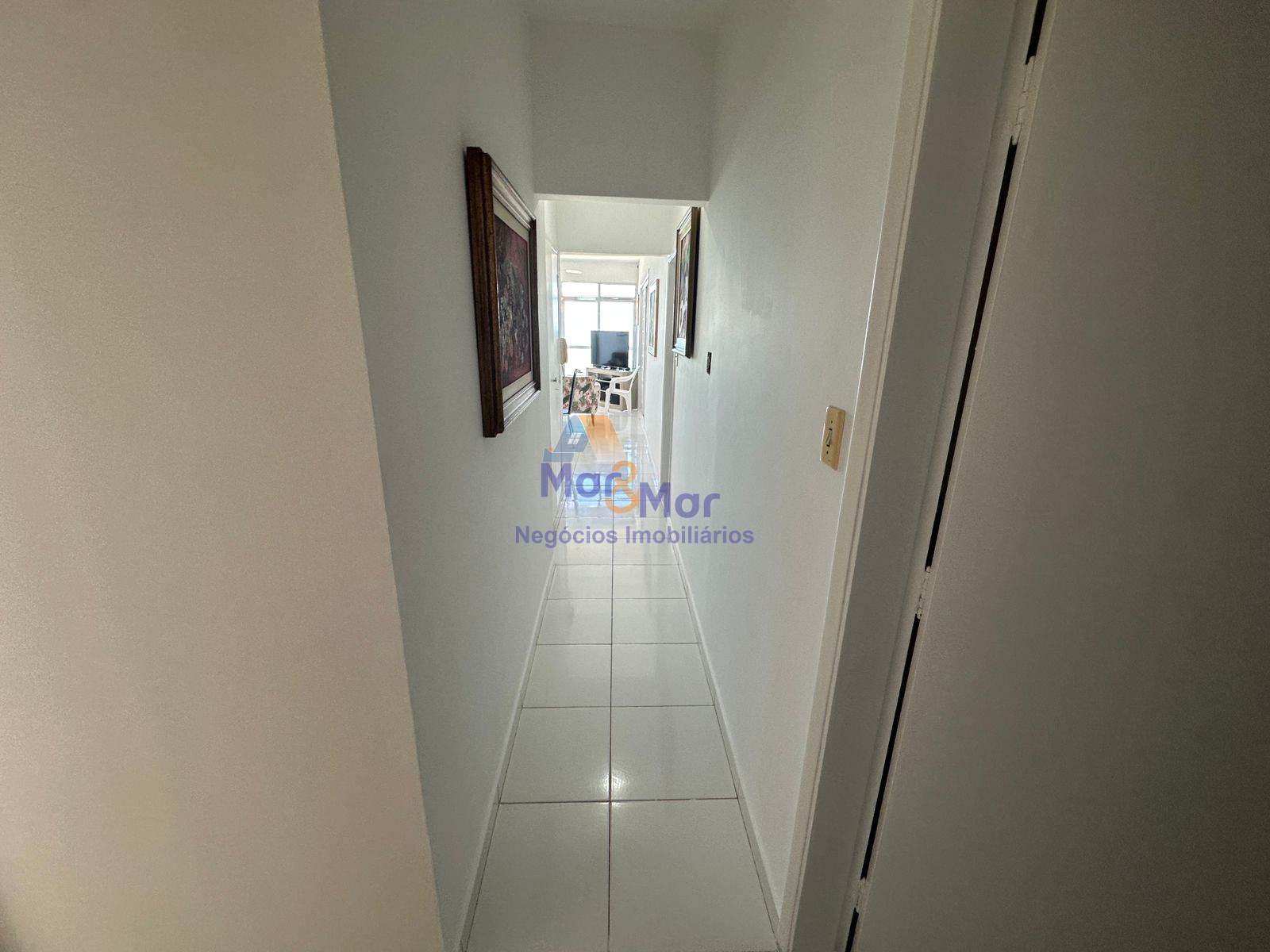 Apartamento Frente ao Mar, Praia Pitangueiras, Guarujá - SP