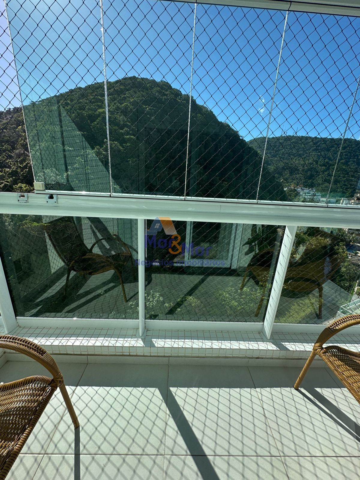 Apartamento Frente ao Mar, Praia da Enseada, Guarujá - SP