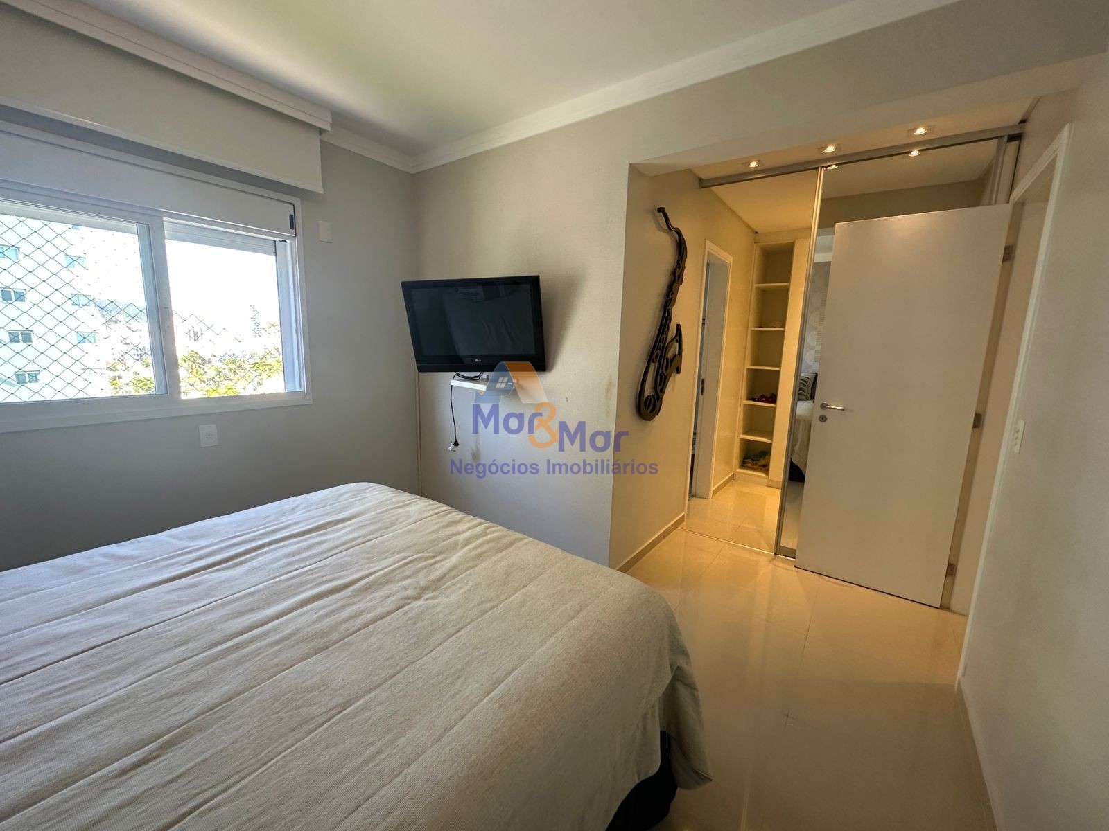 Apartamento Frente ao Mar, Praia da Enseada, Guarujá - SP