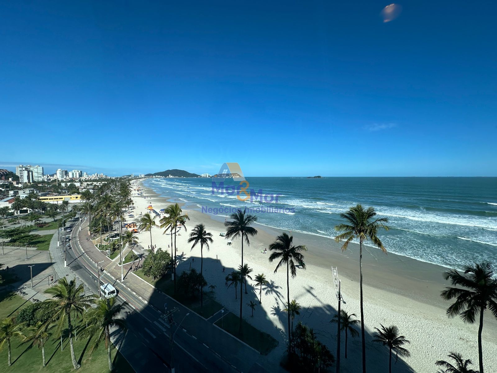 Apartamento Frente ao Mar, Praia da Enseada, Guarujá - SP
