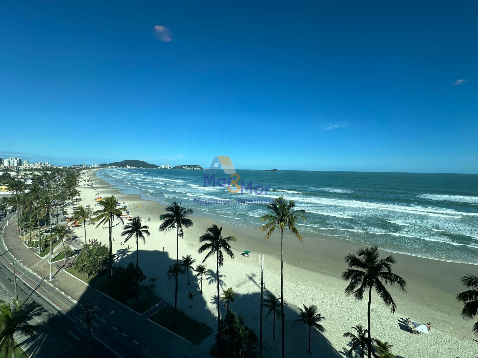 Apartamento Frente ao Mar, Praia da Enseada, Guarujá - SP