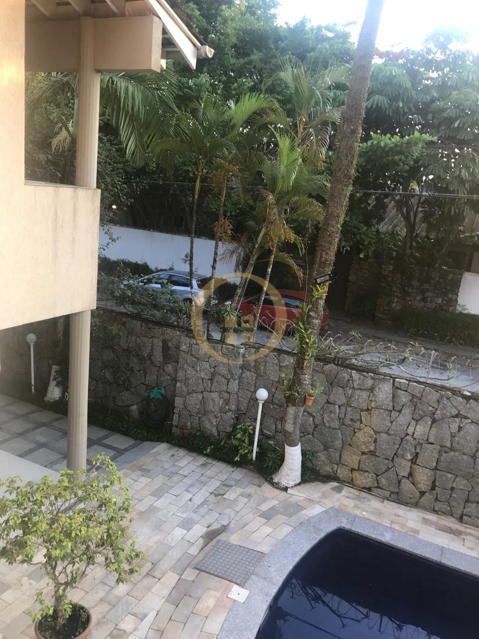 Apartamento-6-dormitorios-Guaiúba