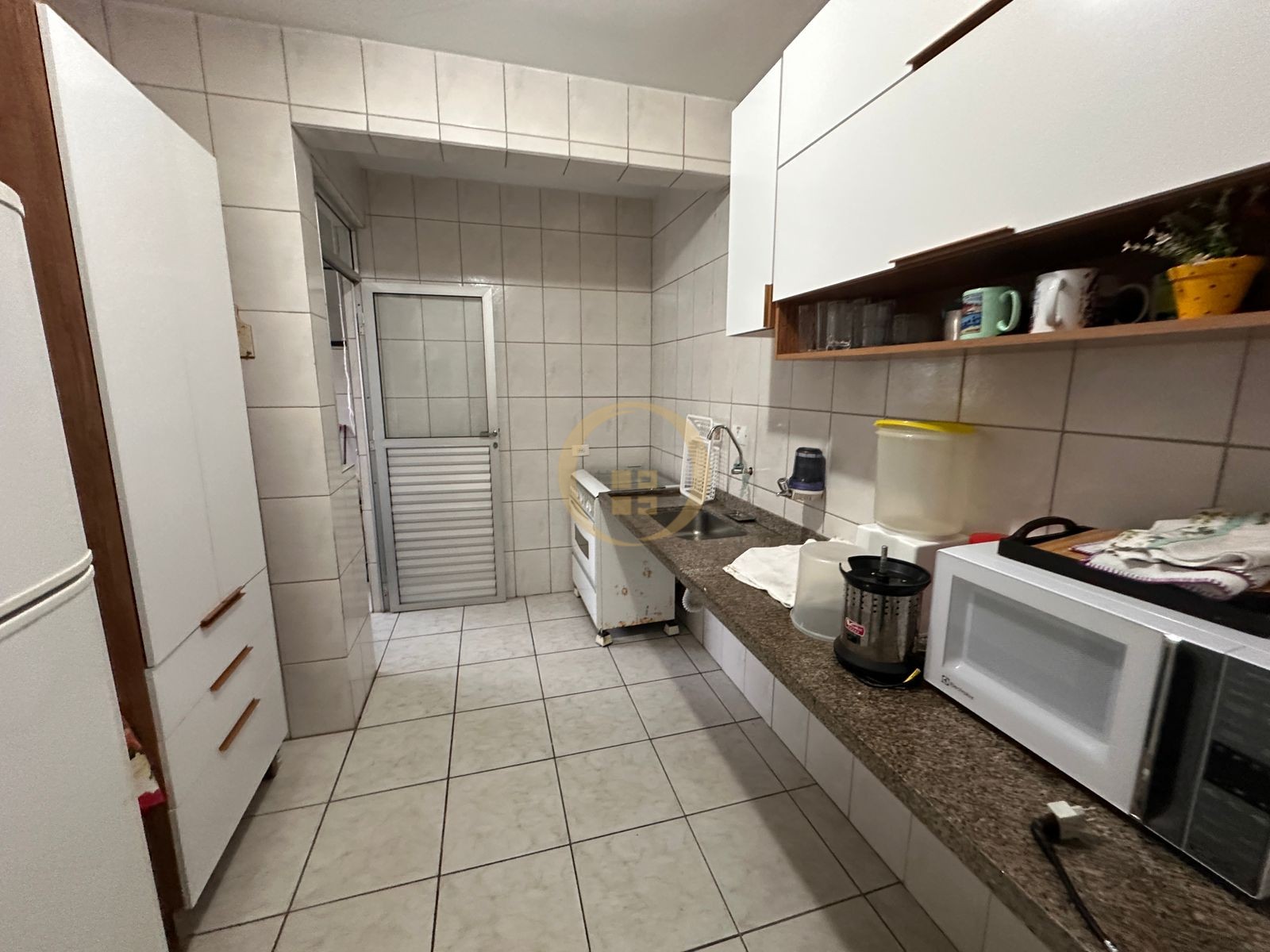 Apartamento na Praia da Enseada, Guarujá - SP