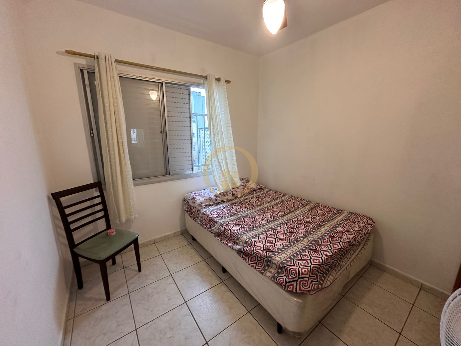 Apartamento na Praia da Enseada, Guarujá - SP