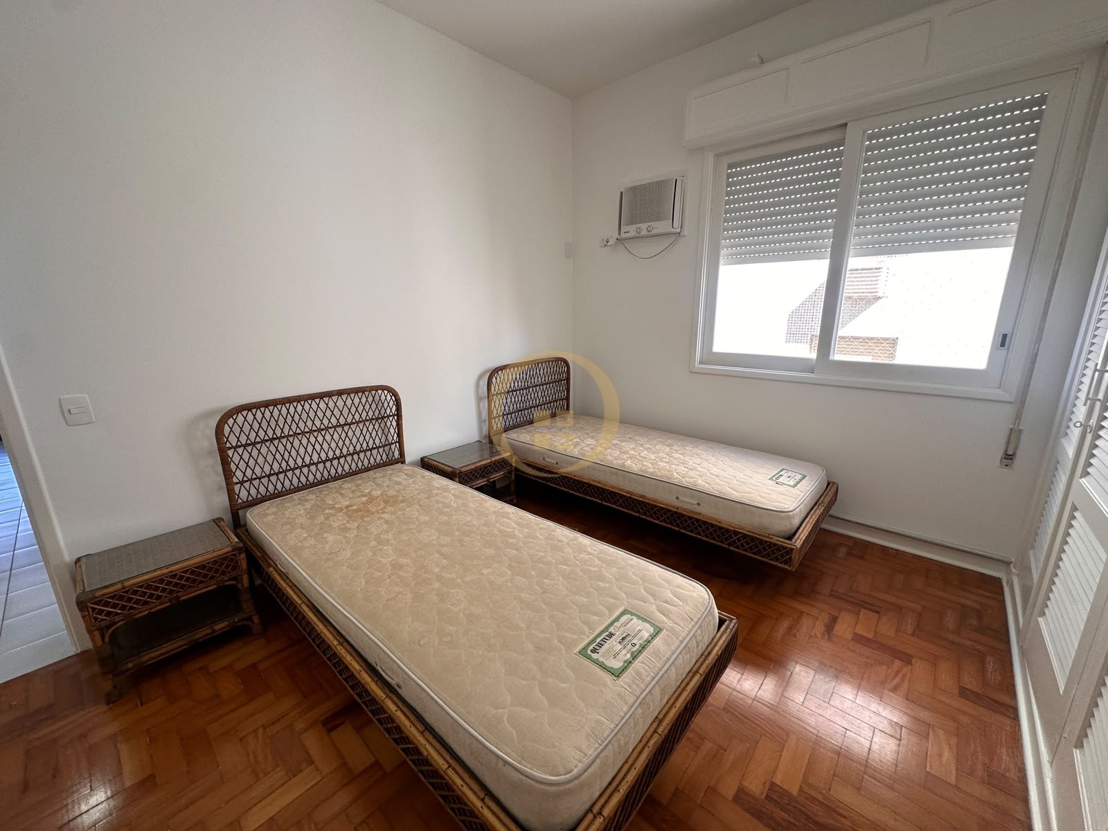 Apartamento Frente ao Mar nas Pitangueiras, Guarujá - SP