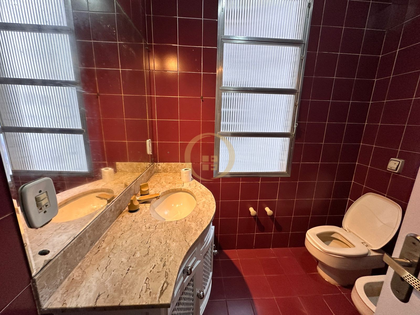 Apartamento-2-dormitorios-Pitangueiras