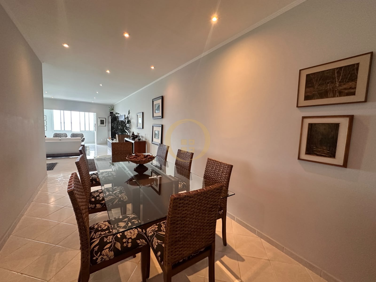 Apartamento-4-dormitorios-Pitangueiras