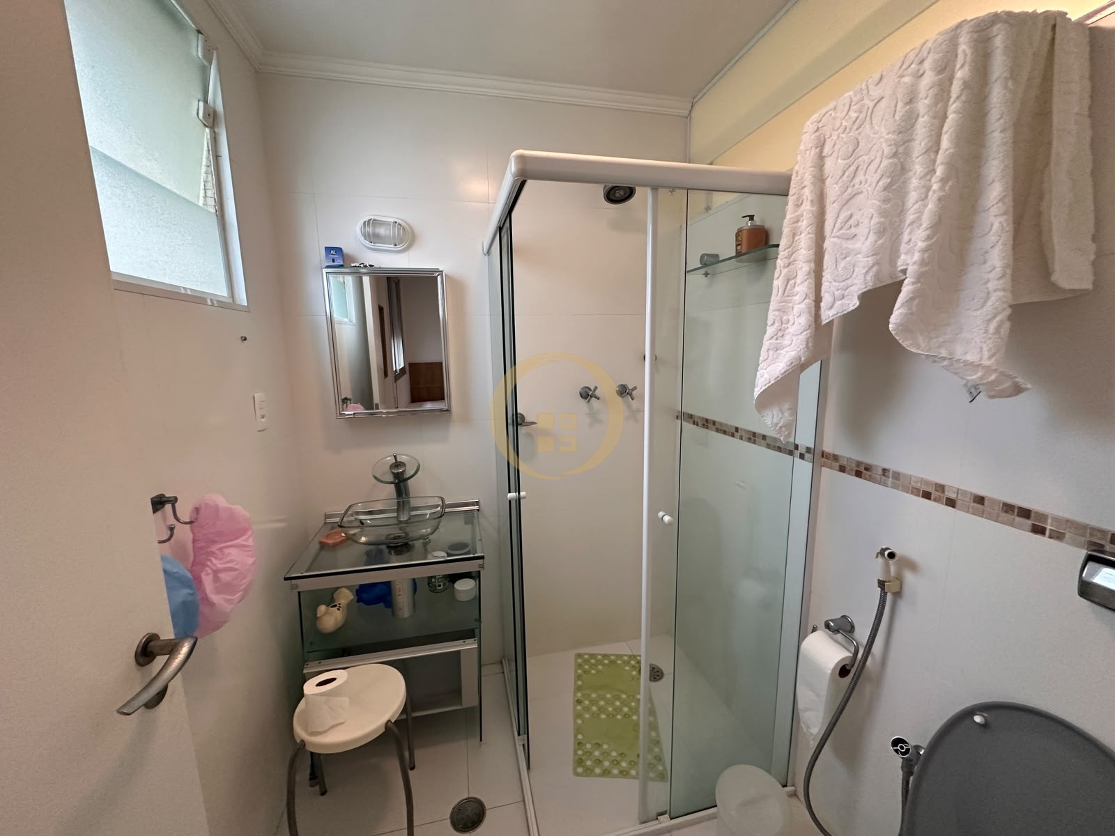 Apartamento-4-dormitorios-Pitangueiras
