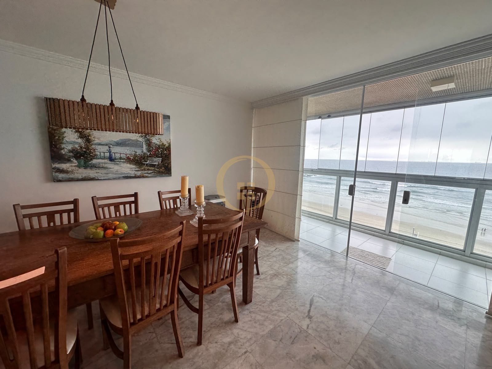 Apartamento-4-dormitorios-Pitangueiras